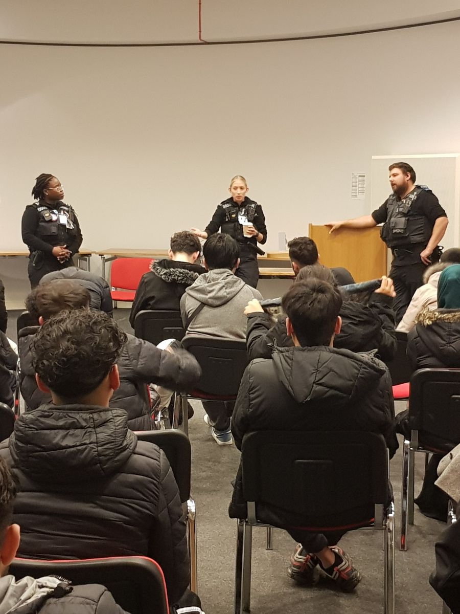 POLICE TALKING TO ESOL STUDENTS