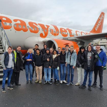 Aviation Students On a Flying Visit